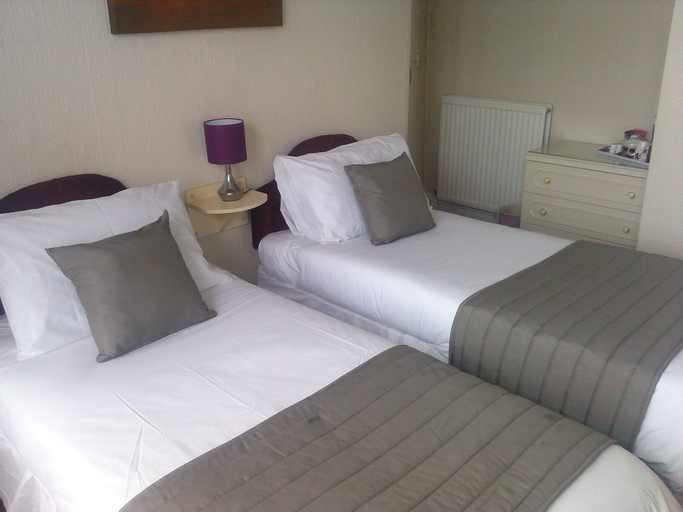 Bedroom 3, The Beaucliffe, Blackpool