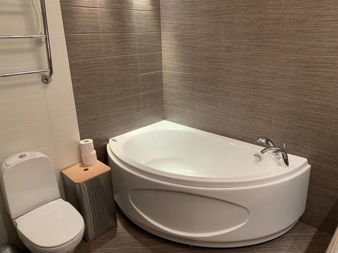 Bathroom 4, Ilmarine Apartment, Tallinn