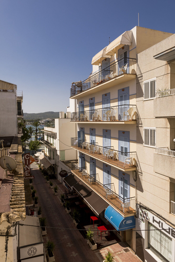 Exterior & Views 2, Hostal Ferrer, Baleares