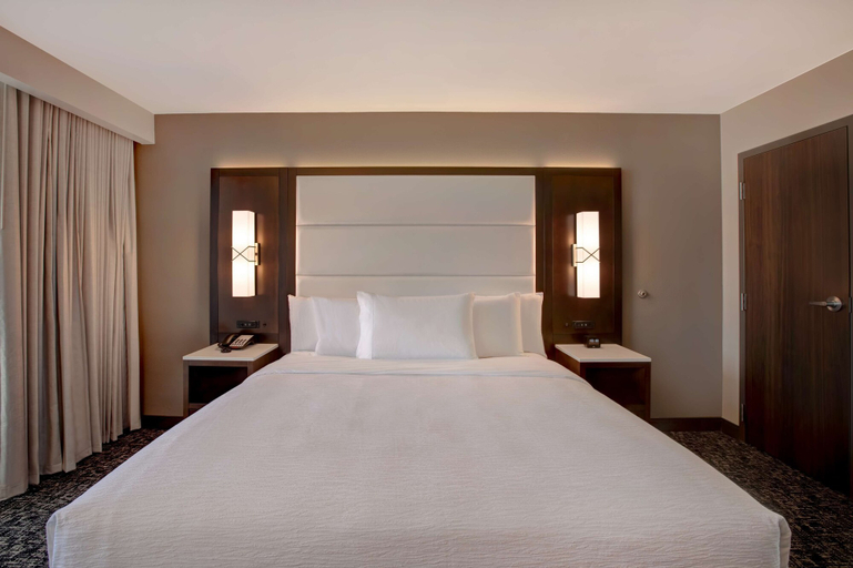 Bedroom 4, Embassy Suites by Hilton Oklahoma City Northwest, Oklahoma