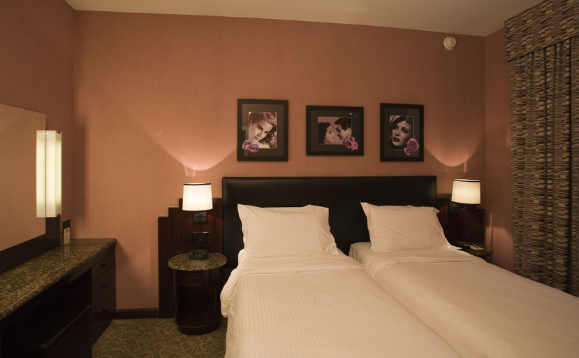 Bedroom 3, Washington Square Hotel, New York