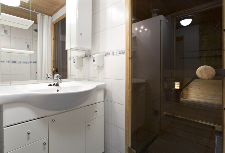 Bathroom 3, Holiday Club Airisto, Finland Proper