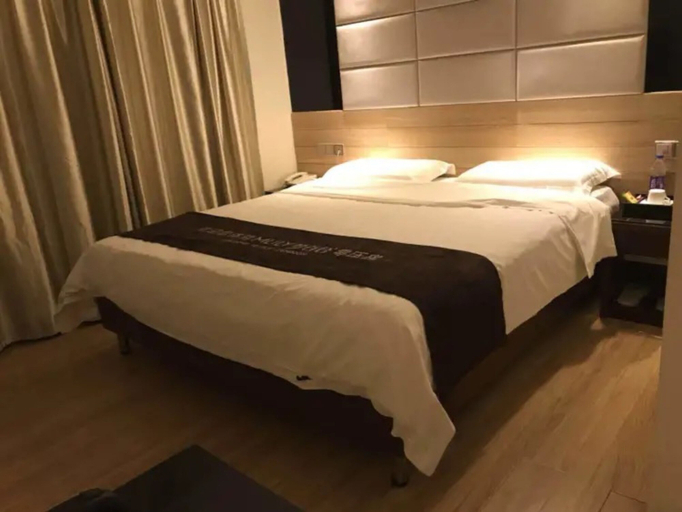 Bedroom 2, Guangzhou Superior Hotel, Guangzhou