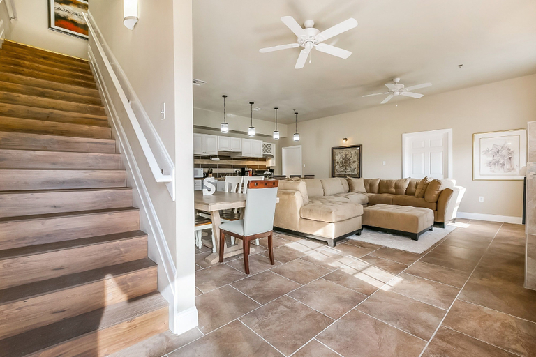 Others 5, Brand New Spacious 4BD, Orleans