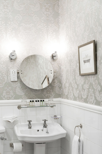 Bathroom 3, Butlers Townhouse, Dublin