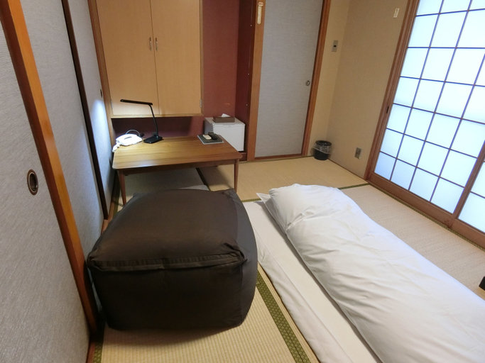 Bedroom 3, Nogamihonkan Ryokan, Beppu