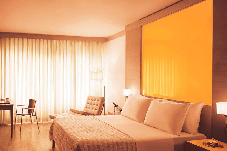 Bedroom 4, Le Meridien New Delhi, West