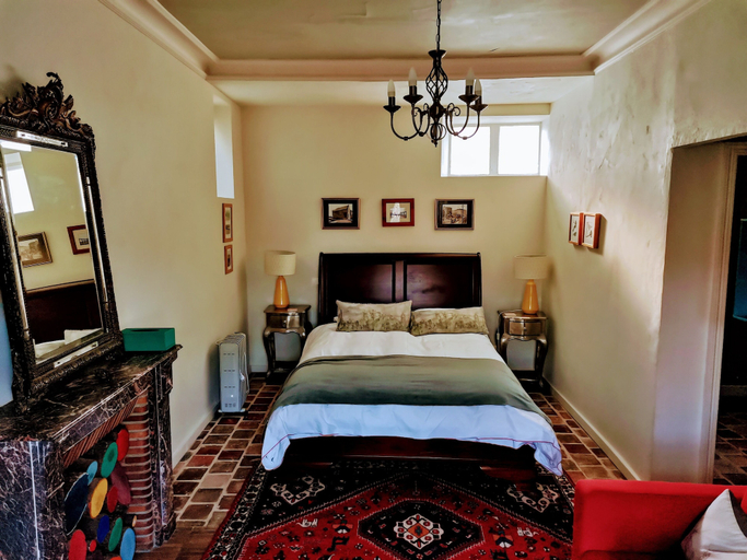 Bedroom 5, 5 Grande Rue, Sarthe
