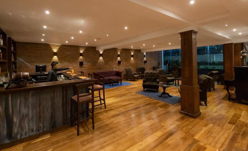 Food & Drinks 5, Galway Heights Hotel, Nuwara Eliya