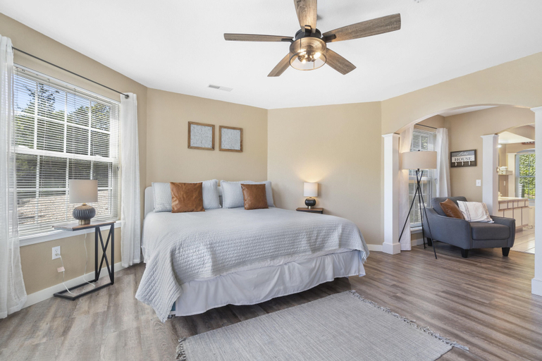 Bedroom 3, Serene Escape at Table Rock Lake, Stone