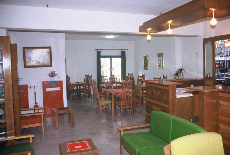 Food & Drinks 5, Friday Hotel, Crete