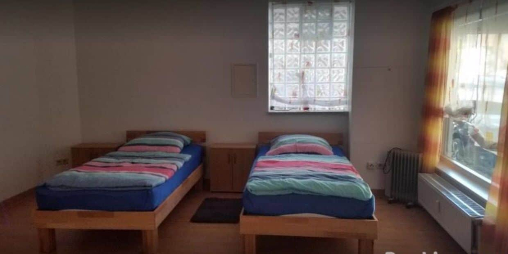 Room 5, Baunaeck, Kassel