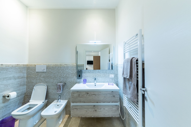 Bathroom 5, La Promenade, Olbia-Tempio