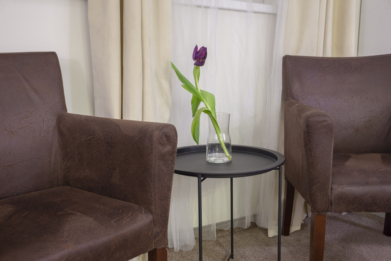 Others 5, 4Rooms 4U, Belgrade