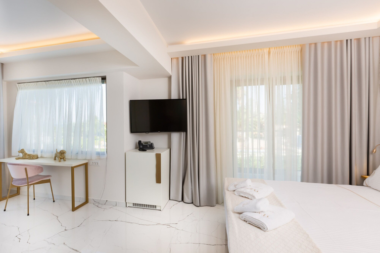 Bedroom 4, Laguna Resort, Central Macedonia