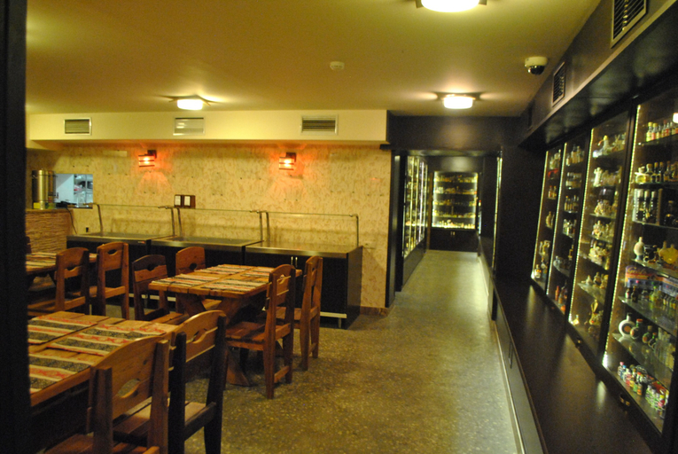 Food & Drinks 5, Tigran Mets, Yerevan