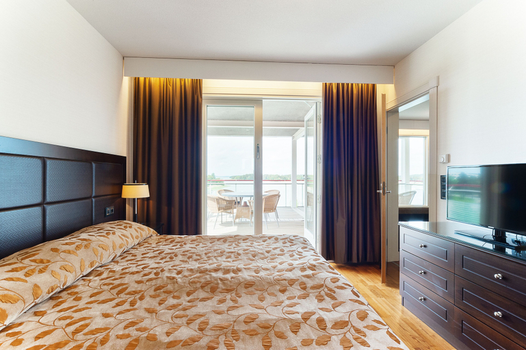 Bedroom 3, Holiday Club Naantali Apartments, Finland Proper