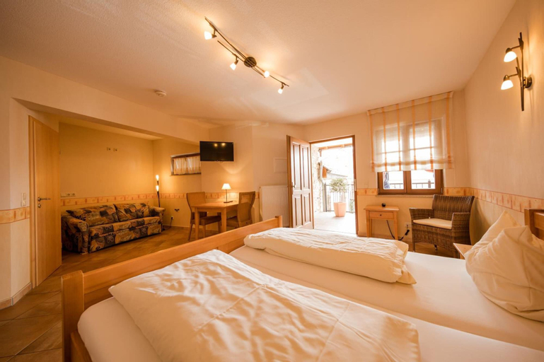 Bedroom 2, Hofgut Metzler, Alzey-Worms