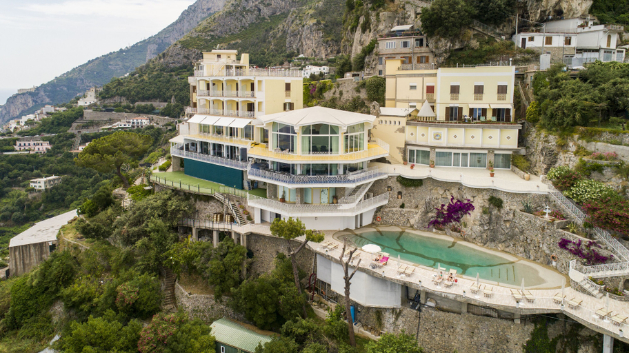 Exterior & Views 2, Grand Hotel Excelsior Amalfi, Salerno