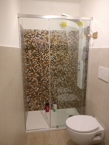 Bathroom, Puglia Vacation Homes, Bari
