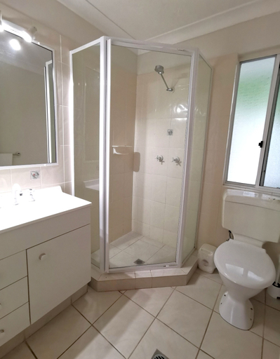 Bathroom 5, Bay of Palms, Gold Coast