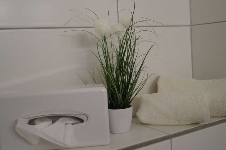 Bathroom 4, Hotel Forsthaus St Hubertus, Herzogtum Lauenburg
