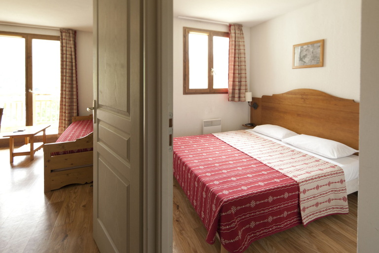 Bedroom 2, VVF Résidence Albiez-Montrond Maurienne, Savoie