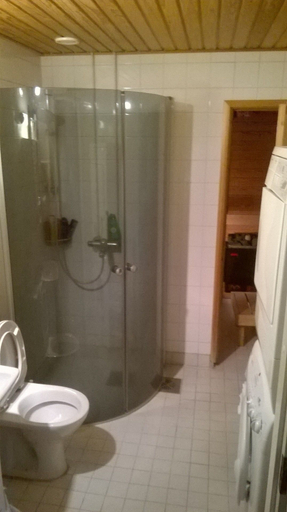 Bathroom, Spacious 4 Room Apartment & Sauna, Kymenlaakso