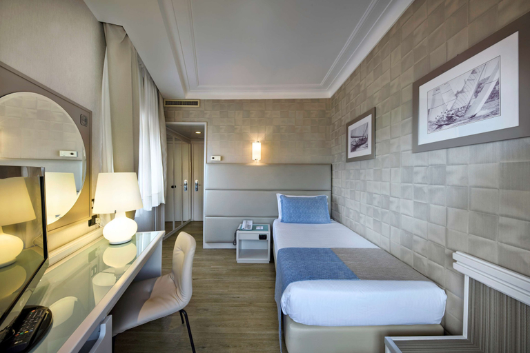 Bedroom 3, Hotel Paradiso, BW Signature Collection, Napoli