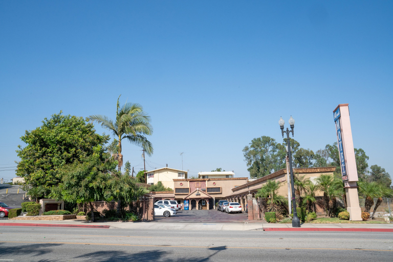 Exterior & Views 2, Royala Inn, Los Angeles