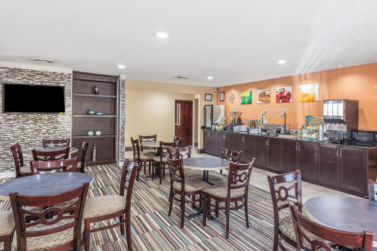 Food & Drinks 5, Quality Inn Warsaw I-40, Duplin