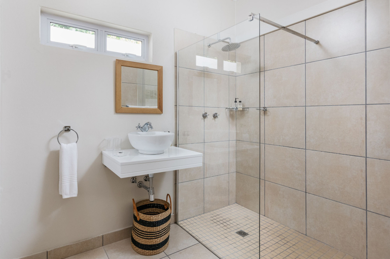 Bathroom 3, The Ashford Guesthouse, City of Johannesburg