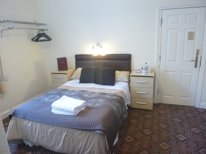 Bedroom 3, The Warwick Southport, Sefton