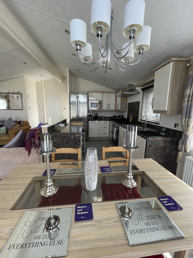 Food & Drinks, Romney Lodge, Kent