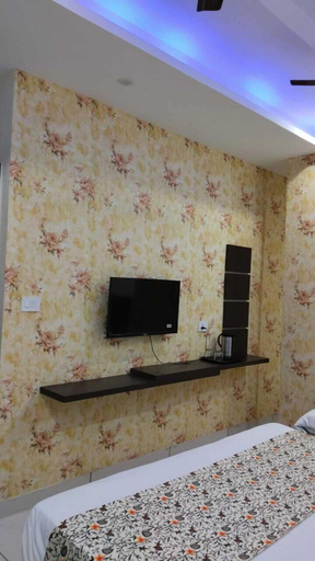 Bedroom 3, Hotel Bagga Kuteer, Hardwar