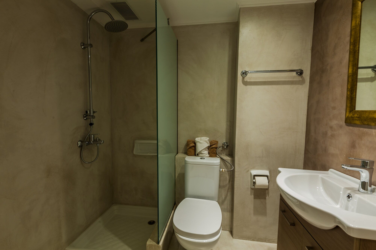 Bathroom 5, Kassandra Mare, Central Macedonia