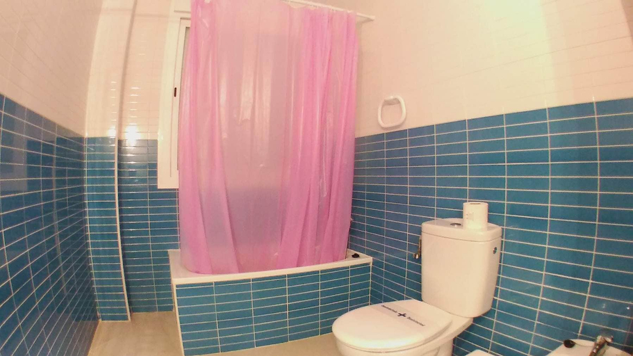 Bathroom 3, Apartamentos Turisticos Zahazar, Cádiz