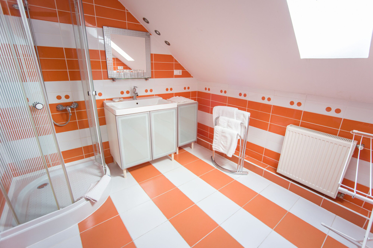 Bathroom 4, Viktória Hotel, Sárvár