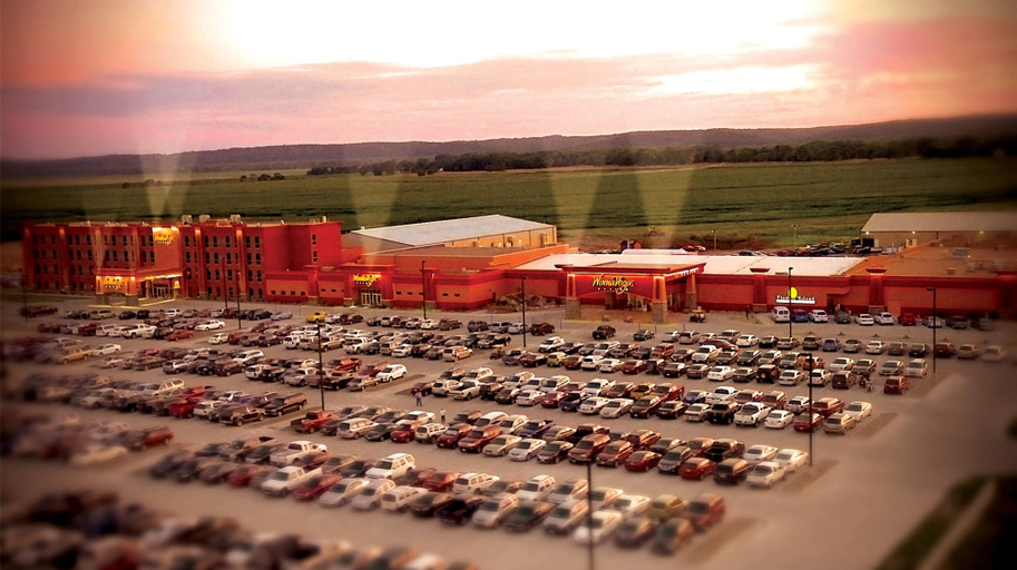 Exterior & Views 2, WinnaVegas Casino & Resort, Woodbury