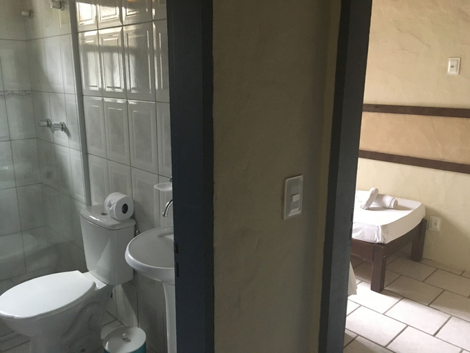 Bathroom 5, Encantos da Ilha Pousada, Florianopolis