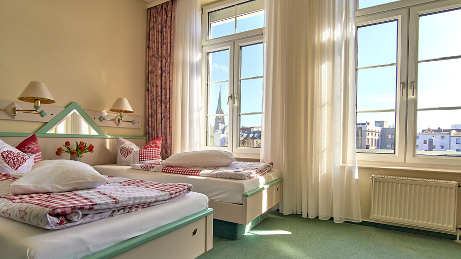Bedroom 3, Bio Hotel Amadeus Schwerin, Schwerin