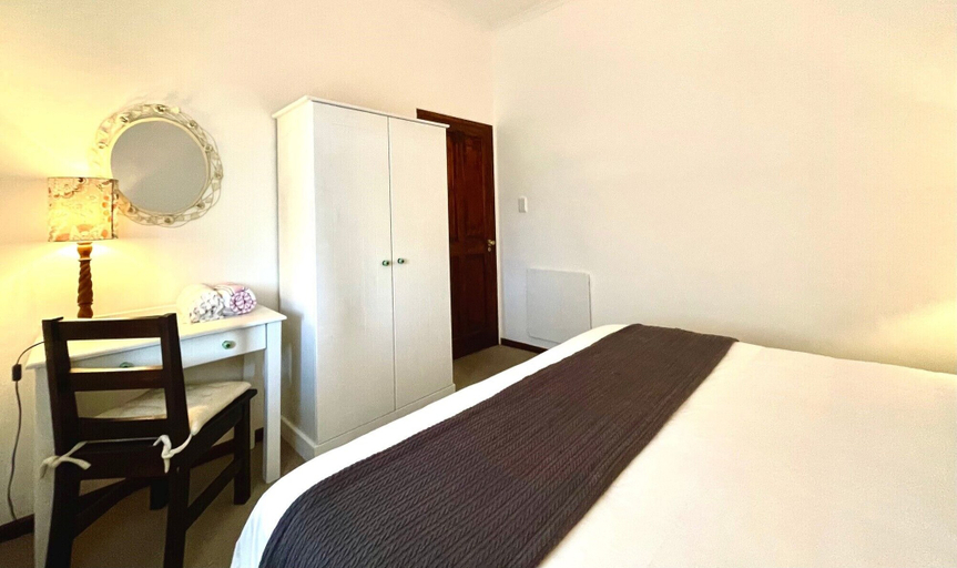 Bedroom 4, Endless Vineyards at Wildekrans Wine Estate, Overberg