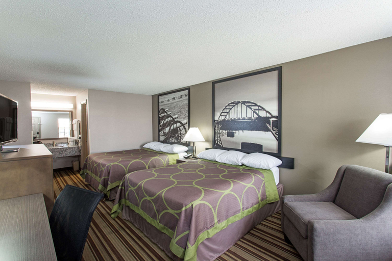 Bedroom 3, Super 8 by Wyndham Springdale AR, Washington