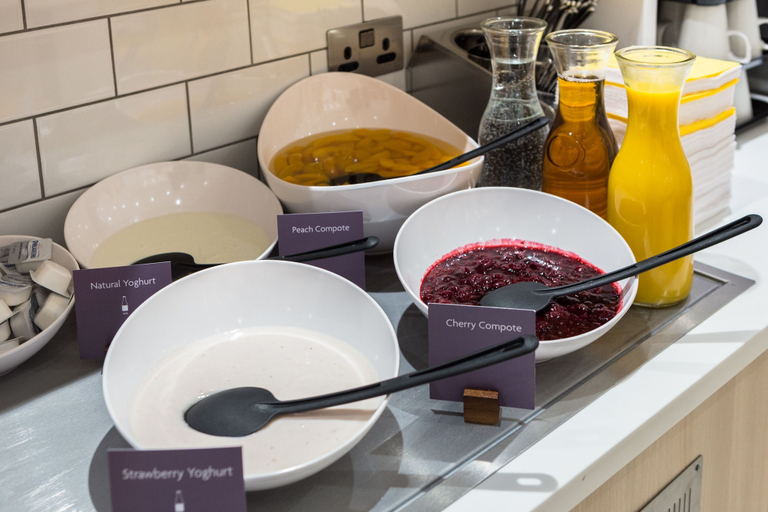 Food & Drinks 5, Four Points Flex by Sheraton London Victoria, London