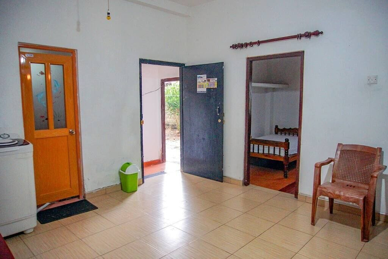 Interior entrance, Mango Tree House, Galle Four Gravets