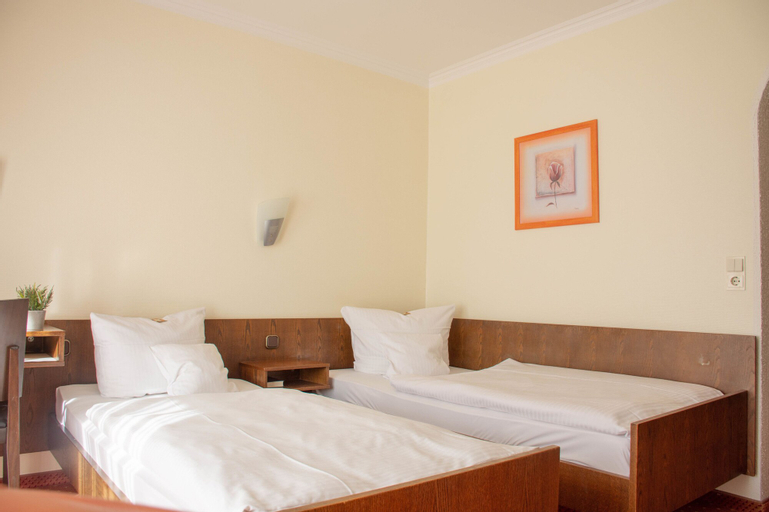 Bedroom 3, Hotel Restaurant Rothkopf, Euskirchen