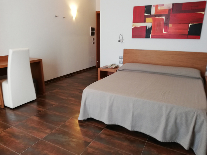 Bedroom 2, Scialì Hotel, Foggia