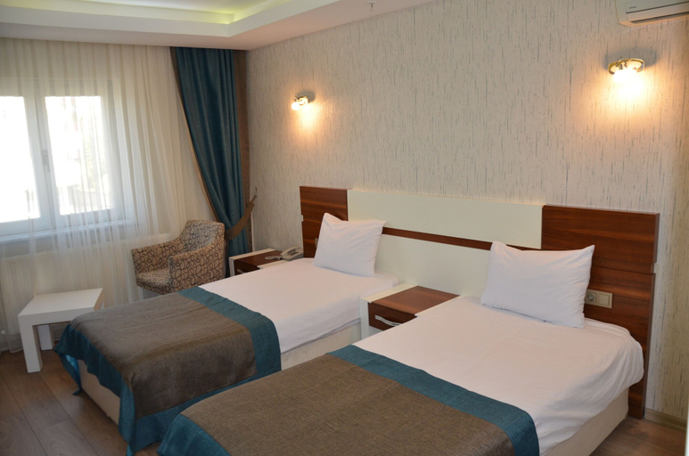 Bedroom 4, Grand Ahos Hotel, Ereğli
