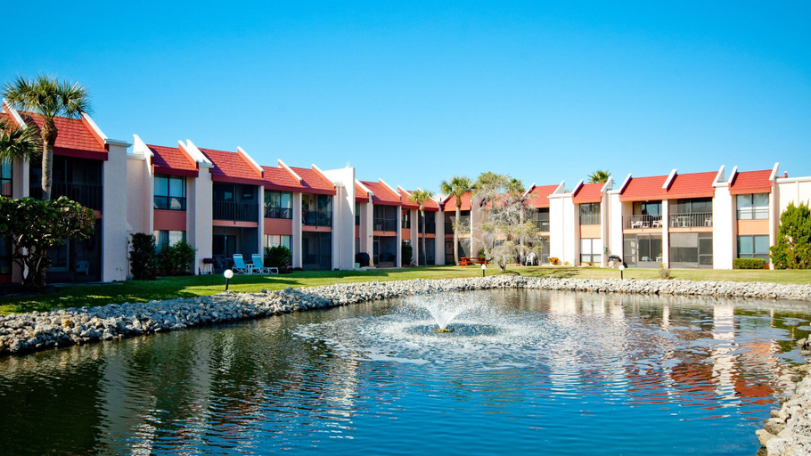 Exterior & Views 2, Runaway Bay Resort by BBG, Manatee