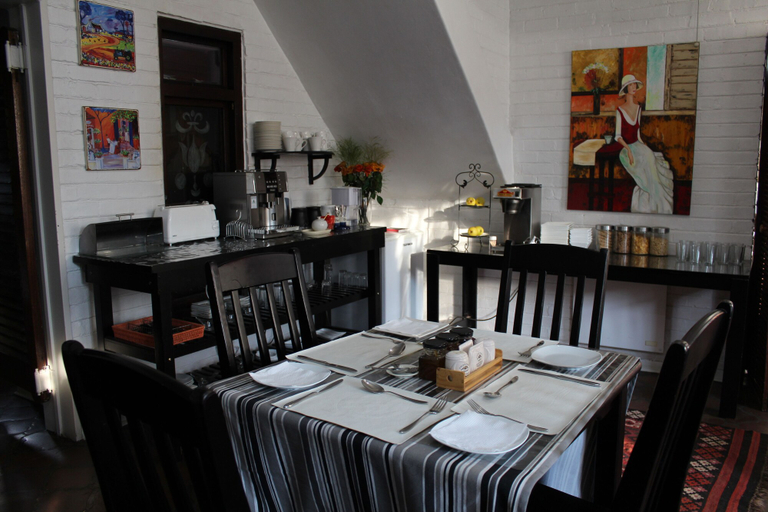 Food & Drinks 4, 3Liebeloft Guest House, Ekurhuleni